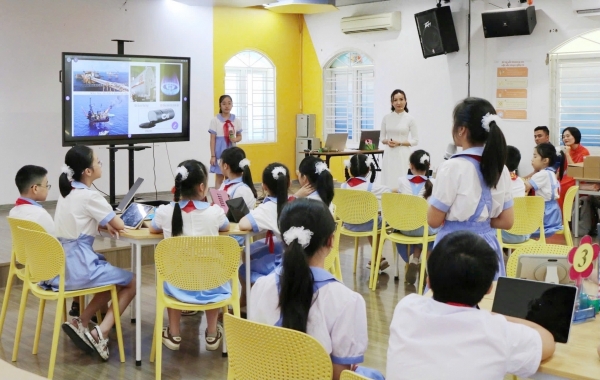 Kiên định mục tiêu xây dựng nền giáo dục quốc dân hiện đại, ngang tầm khu vực và thế giới
